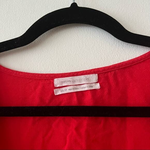 Urban Outfitters Red Front Twist Knot Long Sleeved Blouse - Picture 4 of 5